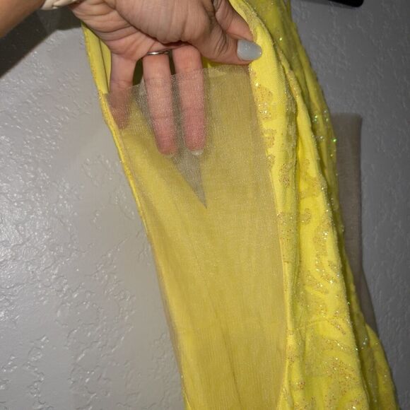 NWT‎ Abby Paris x Lucci Lu Neon Yellow Glitter Tulle Gown Size 2 - Picture 7 of 14